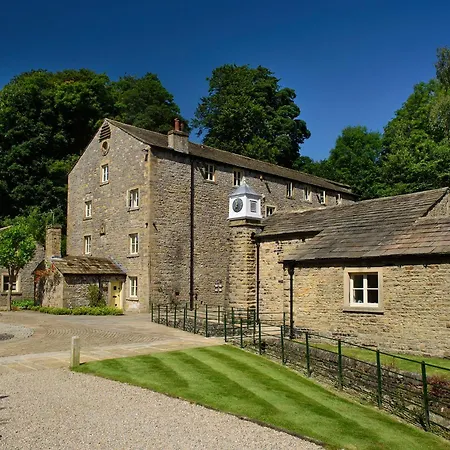 Wildfern By Birch * Broughton (North Yorkshire)